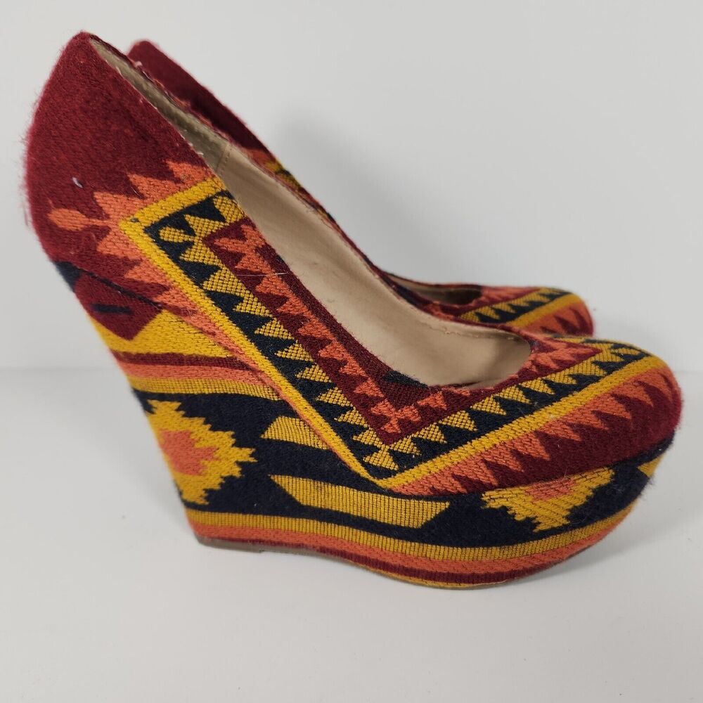 Steve Madden Pammyy M Wedge Aztec Multi Color Womens Size 7.5M